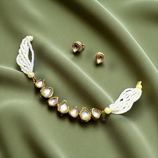 Liyana Kundan Necklace