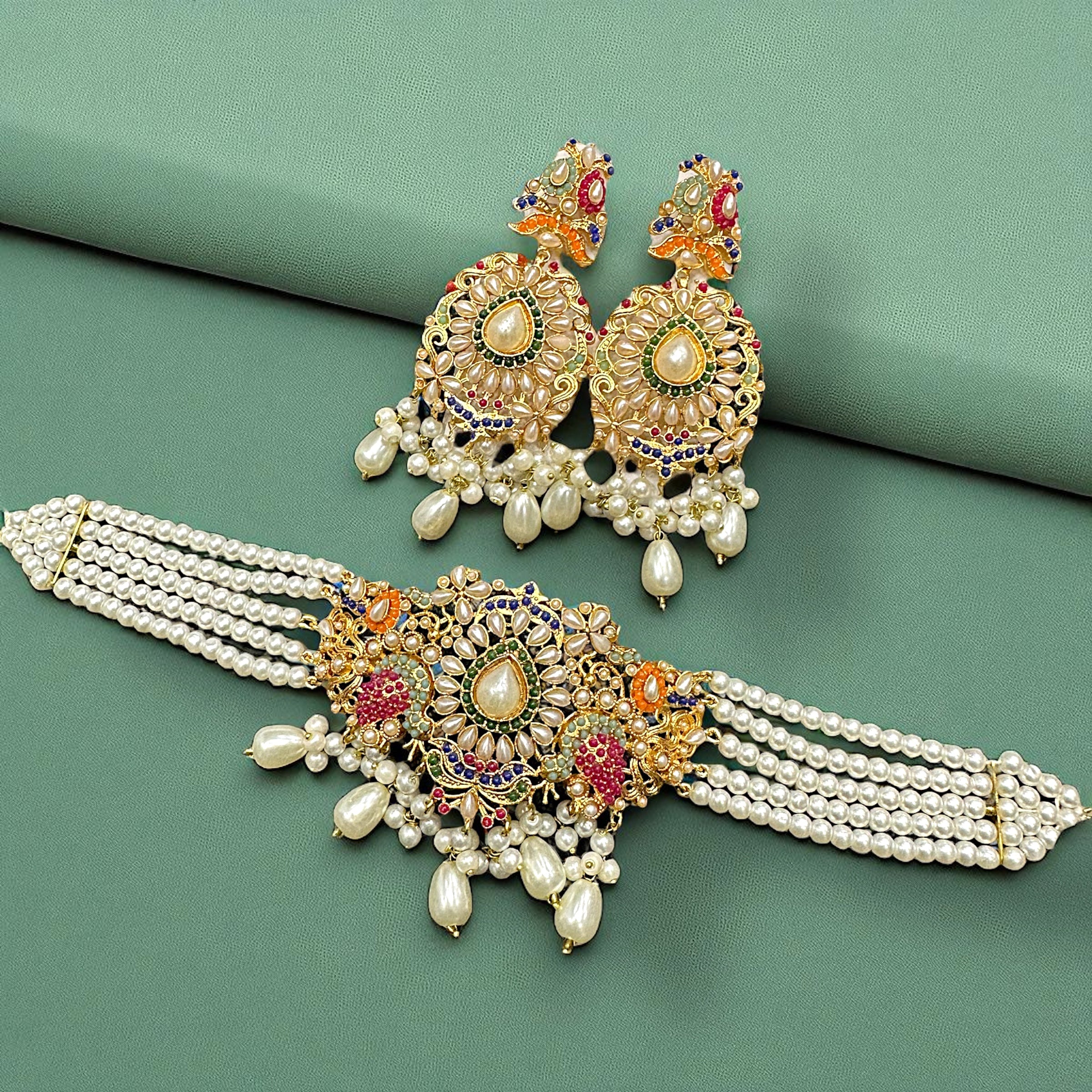 Arooj Necklace