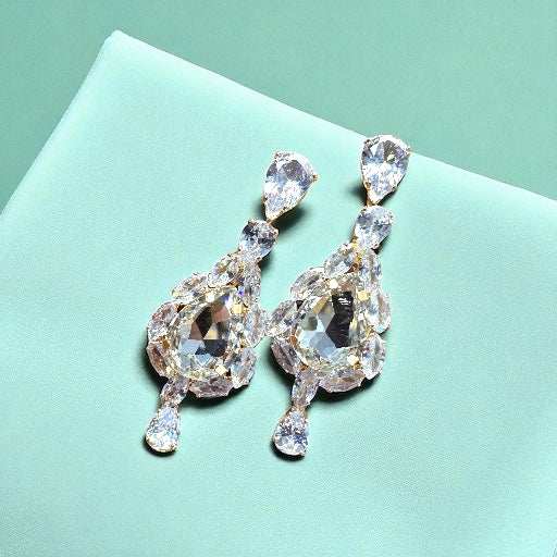 White Zulekha Glow Earrings