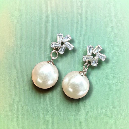 Silver Leila Vogue Earrings