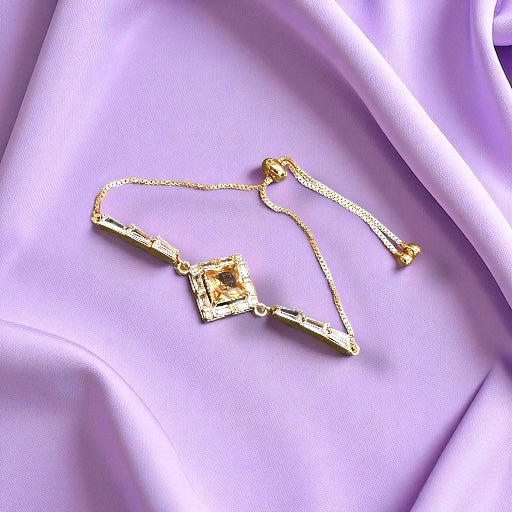 Golden Ilyana Link Bracelet
