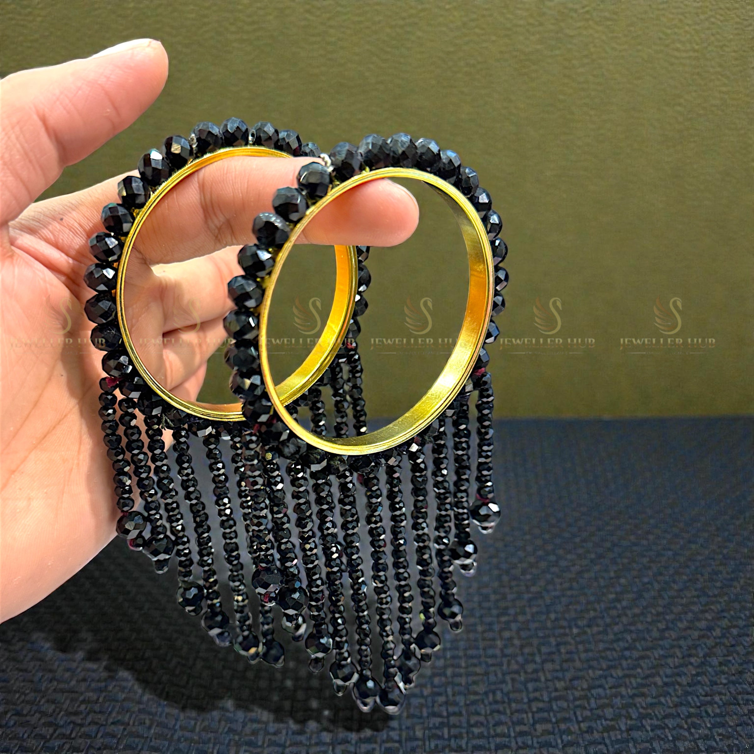 Crystal Kara .